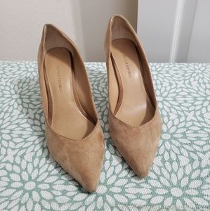 Banana Republic Madison 12 Hour Pump